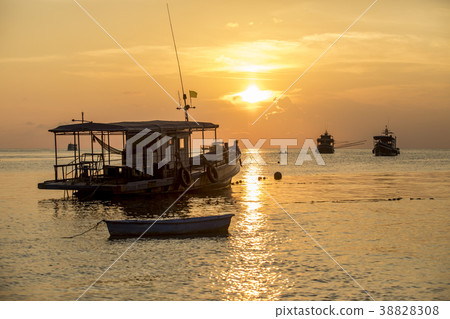 sea boat floating in harbor port sea boat floating in harbor port 38828308