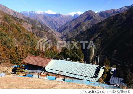 Satoyamari in the Toyama village of the sky and the Southern Alps Satoyamari in the Toyama village of the sky and the Southern Alps 38828658