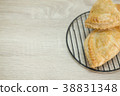 PASTRY ON GRILL 38831348