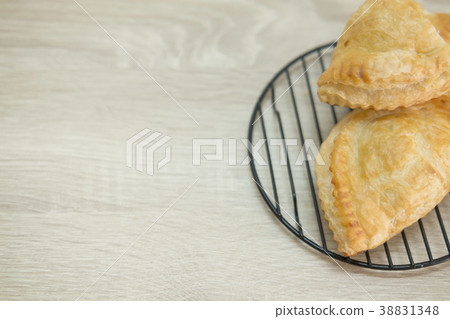 PASTRY ON GRILL PASTRY ON GRILL 38831348