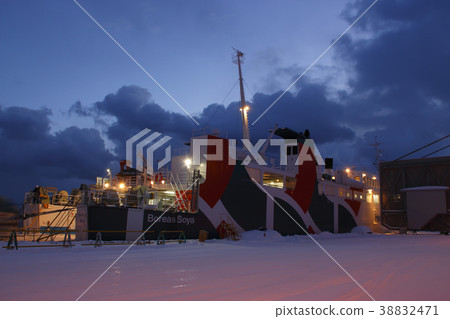 At the Wakkanai Ferry Terminal in the early morning 38832471