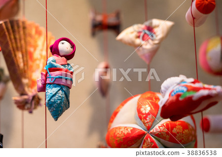 [Izu Inatori] Hina's hanging decoration 38836538
