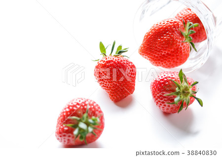 Large grain strawberries 38840830