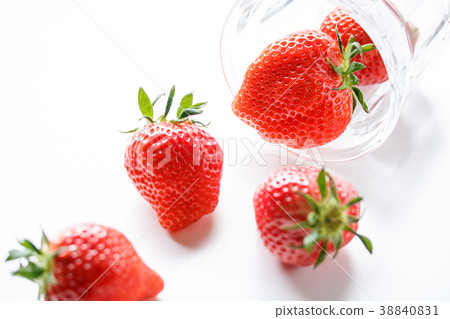大粒草莓 38840831