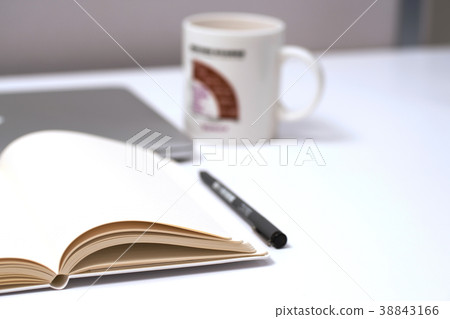筆記本,筆電,筆,商務,Notebook, notepad, pen,stationery 筆記本,筆電,筆,商務,Notebook, notepad, pen,stationery 38843166