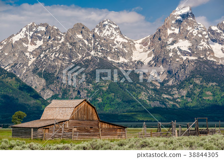 Old barn in Grand Teton Mountains 38844305