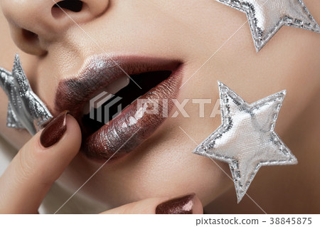 Little star creative makeup Little star creative makeup 38845875