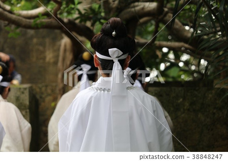 Internal tour of Shurijo Castle 38848247