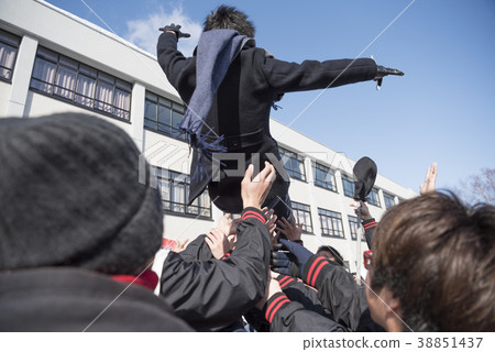 University pass announcement image (body up) University pass announcement image (body up) 38851437