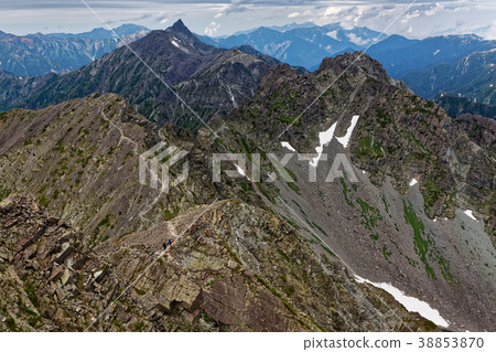 Hokuto Takatake and Yumigatake, seen from Okuhako-dake Hokuto Takatake and Yumigatake, seen from Okuhako-dake 38853870