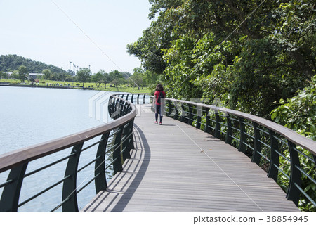 龍潭湖公園步道 38854945