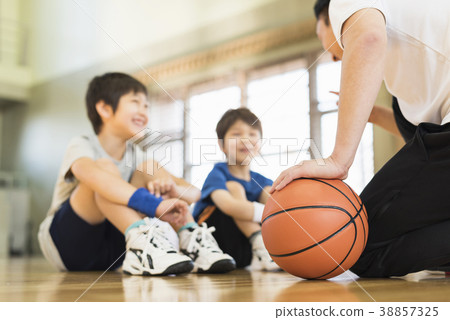 Kids basket 38857325