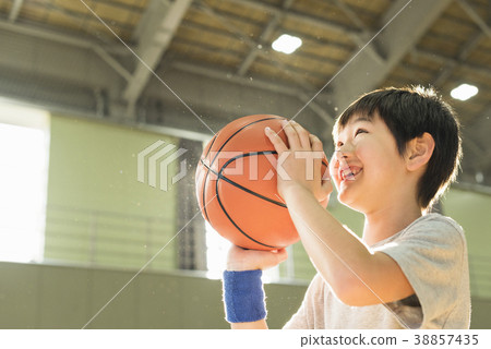 Kids basket 38857435