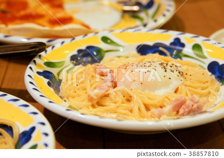 Carbonara意大利麵條 38857810