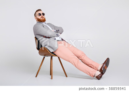 beard man in suit 38859341