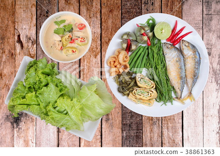 Coconut milk and fermented soy bean sauce  38861363