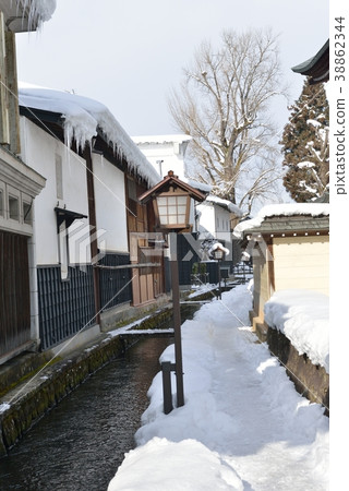 Hida Kagawa River in winter 38862344