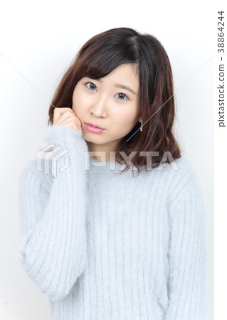 年輕女士的髮型 年輕女士的髮型 38864244