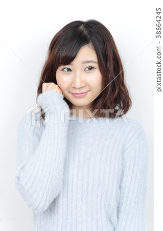 年輕女士的髮型 38864245