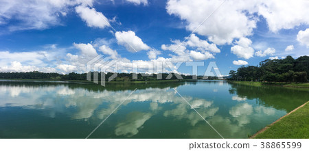Xuan Huong Lake in Dalat, Vietnam 38865599