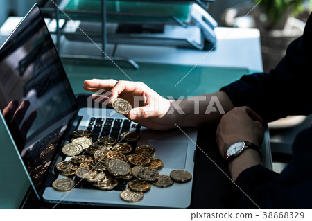 Cryptocurrency image Cryptocurrency image 38868329