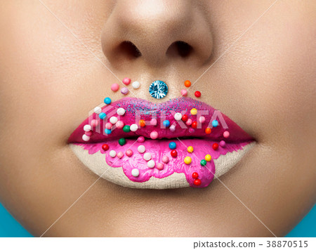 Lips with sweet donut makeup Lips with sweet donut makeup 38870515