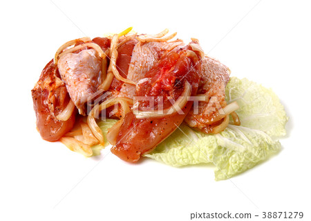 Raw sliced meat on a cabbage leaf Raw sliced meat on a cabbage leaf 38871279