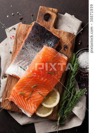 Raw salmon fish fillet 38871939
