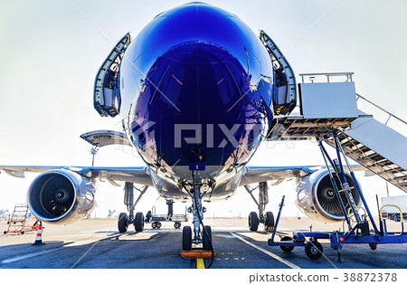 Fueling and final checking aircraft 38872378