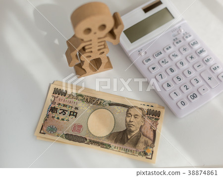 終身計算器錢 38874861