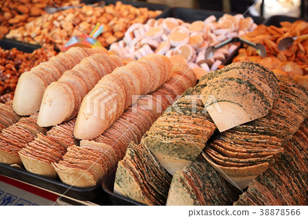 Stock photo for sketch scenery of Korean traditional market. Various products are sold in the market. 013 Stock photo for sketch scenery of Korean traditional market. Various products are sold in the market. 013 38878566