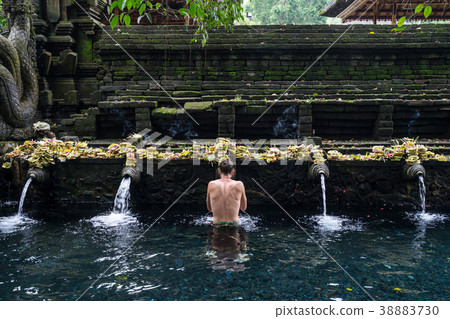 Holy Spring Water Tirta Empul Hindu Temple 38883730