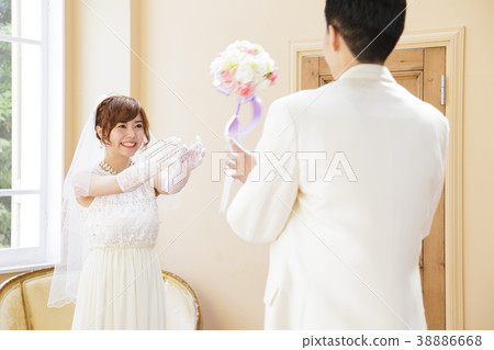 Bride wedding marriage bridal 38886668