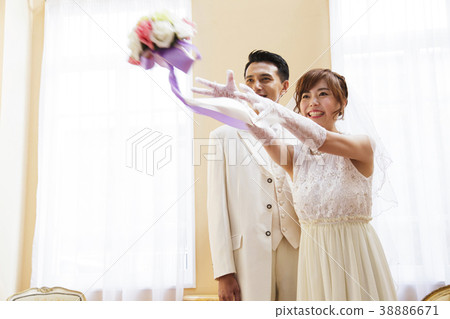 Bride wedding marriage bridal 38886671