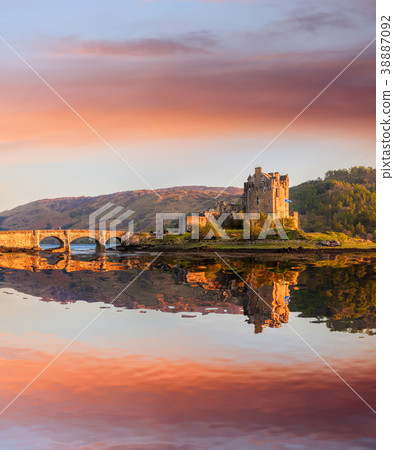 The Eilean Donan Castle with sunset, Scotland The Eilean Donan Castle with sunset, Scotland 38887092