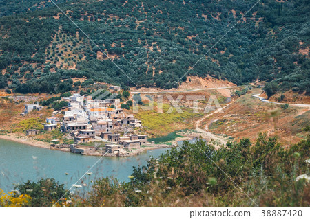 Sfendili is an abandoned and sunken village Sfendili is an abandoned and sunken village 38887420