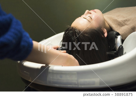 美髮沙龍頭溫泉 美髮沙龍頭溫泉 38891875