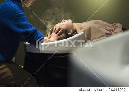 美髮沙龍洗髮水 38891922