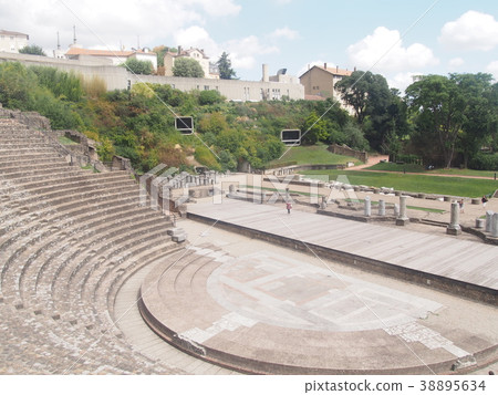 Theater theater Theater theater 38895634