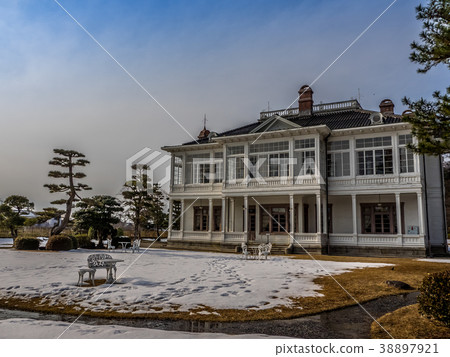  It is famous as the location of the citadel of the famous historical monuments of autumnal leaves in autumn and autumnal leaves in autumn (Rurouni Kenshin) 38897921