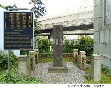 石橋失去了石頭石頭標記 38899409
