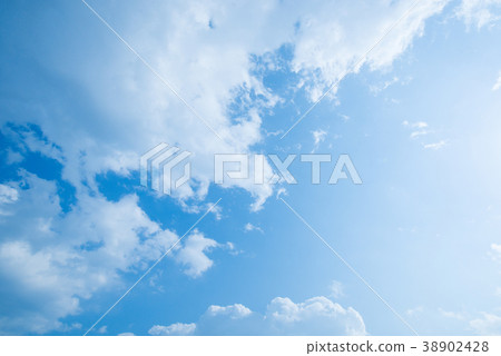 Clouds cloud white blue gradient large sky clear blue sky sky landscape refreshing sky background Clouds cloud white blue gradient large sky clear blue sky sky landscape refreshing sky background 38902428