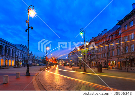 Beautiful street in Old Town of Warsaw, Poland 38906348