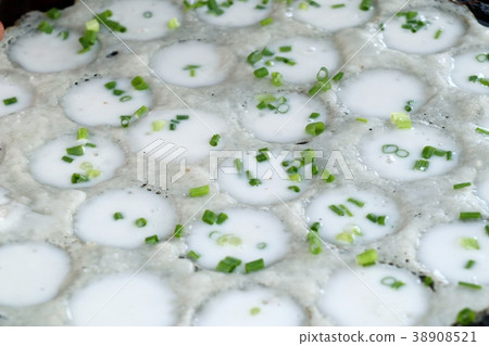 Coconut milk mix sugar and flour 38908521