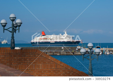 Nippon Maru Nippon Maru 38910274