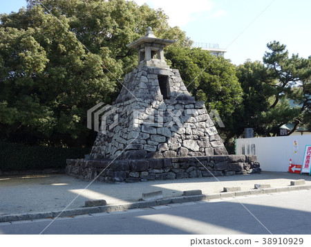 福岡蒙古侵略勝利神箱崎神社大燈籠 福岡蒙古侵略勝利神箱崎神社大燈籠 38910929