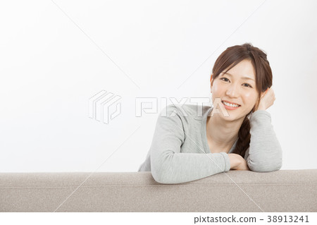 一個輕鬆的女人 38913241