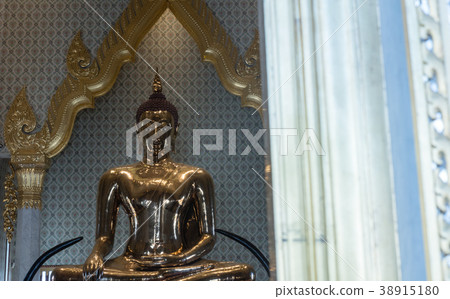 Wat Traimiit, temple Wat Traimiit, temple 38915180