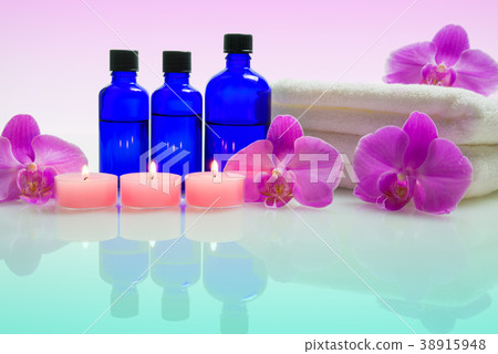 Candle and orchid flower aroma 38915948