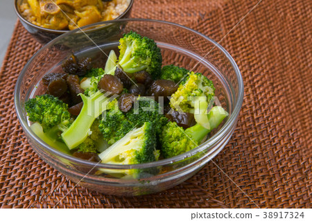 菱形椰子，沙丁魚，花椰菜，冷盤，西蘭花，花椰菜 38917324